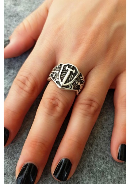 Antik Gümüş Kaplama Kılıçlı Kalkan Şekilli El Yapımı Ayarlanabilir Yüzük