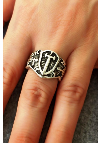 Antik Gümüş Kaplama Kılıçlı Kalkan Şekilli El Yapımı Ayarlanabilir Yüzük fiyatları