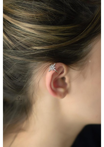 Gümüş Rengi Taşlı Kuzey Yıldızı Kıkırdak Küpe Earcuff