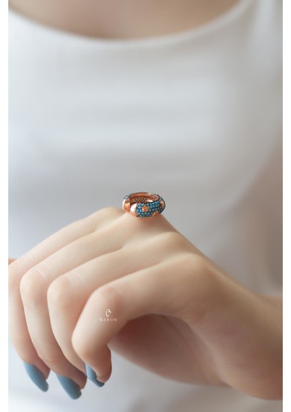 Yıldızlı Firuze Mavi Taşlı Kalın Halka Kıkırdak Küpe-Rose fiyatları