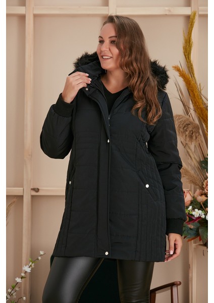 Büyük Beden Kapşonlu Siyah Kaban fiyatları