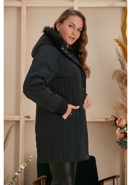 Büyük Beden Kapşonlu Siyah Kaban fırsatları