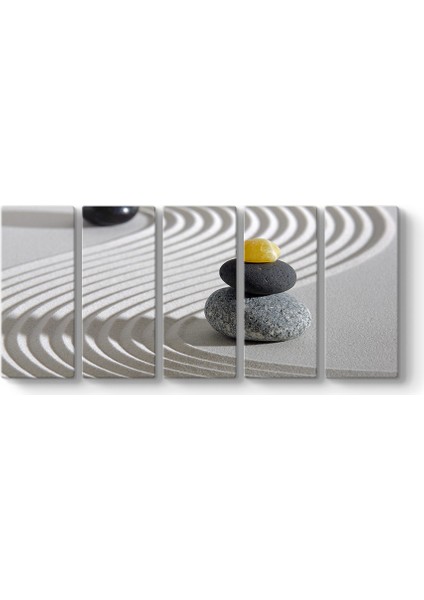 Kum Üstünde Çakıl Taşları Tablosu