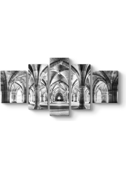 The Cloisters Tablosu