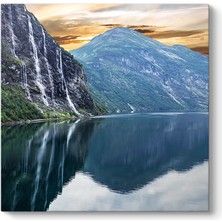 Tabloshop Norveç Geiranger Şelalesi Tablosu