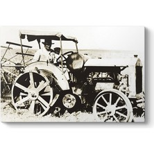 Tabloshop Atatürk Traktör Kullanırken Kanvas Tablo