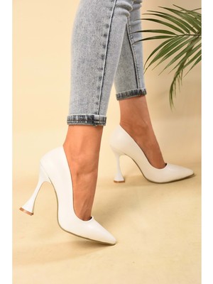 Shoeberry Kadin Beyaz Cilt Klasik Topuklu Ayakkabi