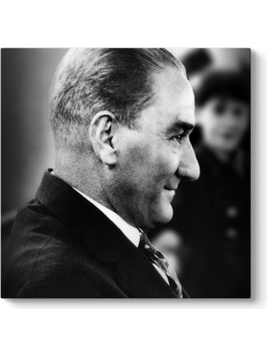 Tabloshop Gülümseyen Atatürk Tablosu