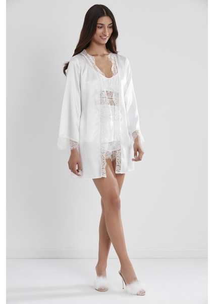 Saten Dantelli 3'lü Şort & Kombi & Sabahlık Takım 2490 fiyatları