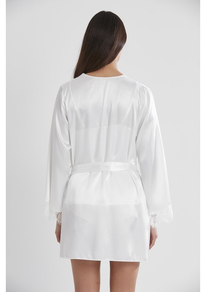 Saten Dantelli 3'lü Şort & Kombi & Sabahlık Takım 2490 fırsatları