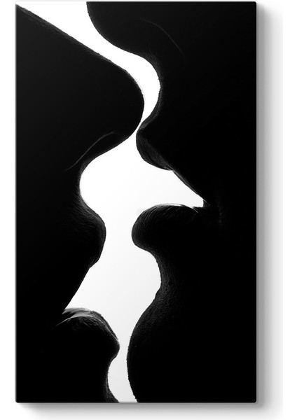 Smooch Kiss Tablo