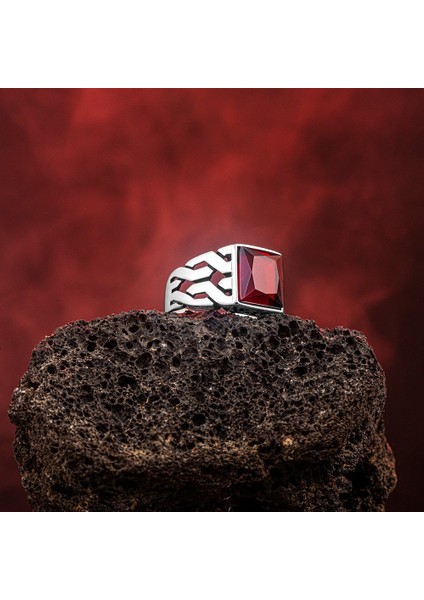 925 Ayar Gümüş Kırmızı Kare Taşlı Erkek Yüzük modelleri