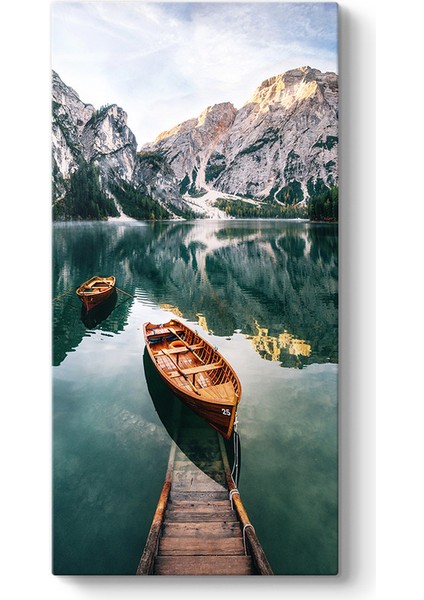 Braies Gölünde Sandallar Tablosu