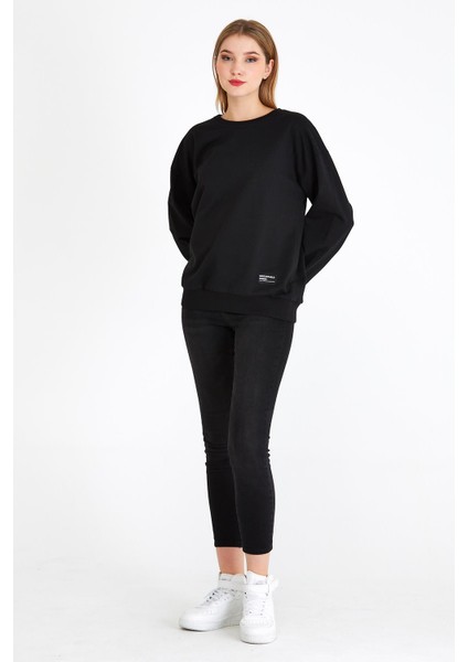 Kadın Siyah Renk Basic Bisiklet Yaka Sweatshirt fırsatları
