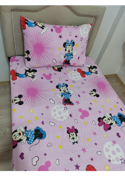 Tek Kişilik Mickey Mouse Nevresim Çarşaf Takımı