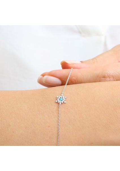 Firuze Detay Işıltılı Kar Tanesi Gümüş Bileklik fiyatları