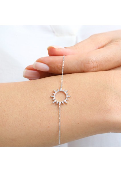Pırlanta Montür Işıltı Güneşi Gümüş Bileklik fiyatları