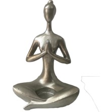 Veranın Fırçası Yogacı Kız Mumluk Elleri Önde