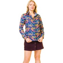 Exve Exclusive Lacivert Üzerine Çok Renkli Şal Desen Baskılı Polyester Kadın Gömlek