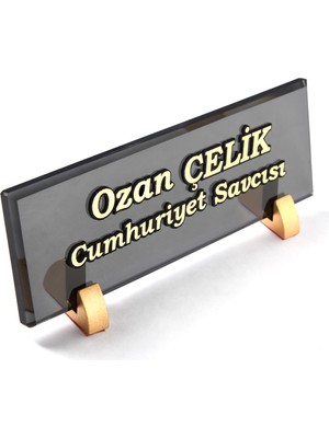 CLK İsme Özel Kabartma Camsız İsimlik Altın