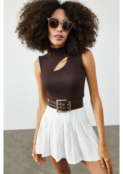 Kahverengi Yarım Balıkçı Yaka Göğüs Detaylı Kaşkorse Bluz 2KXK2-45443-18 modelleri