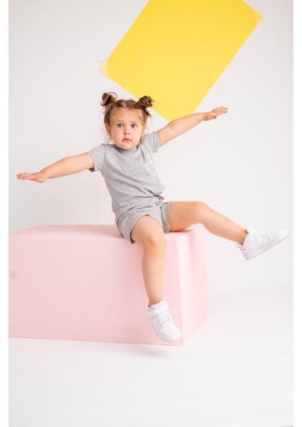 Kız Bebek Gri Bağlamalı Crop T-Shirt (9AY-4YAŞ) modelleri