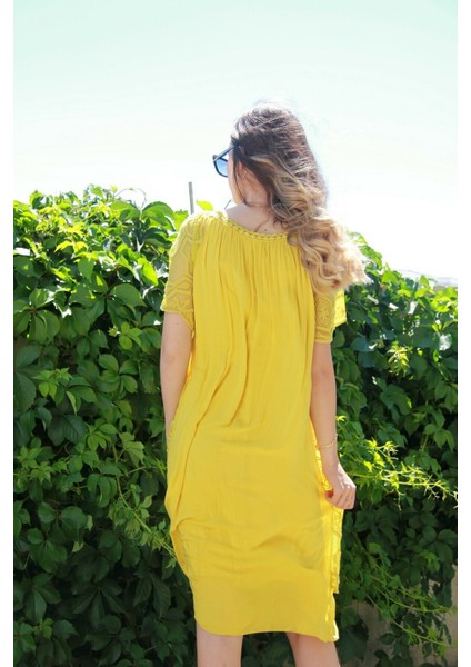 Kadın Hardal Tül Detaylı Naturel Elbise fırsatları