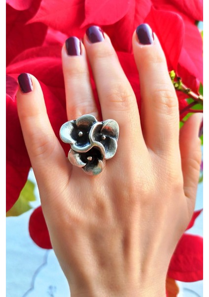 Antik Gümüş Kaplama Çiçekler Şekilli El Yapımı Ayarlanabilir Yüzük
