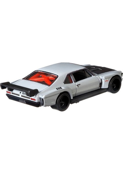 Hot Wheels Premium Arabalar Boulevard Custom '70 Chevy Nova modelleri