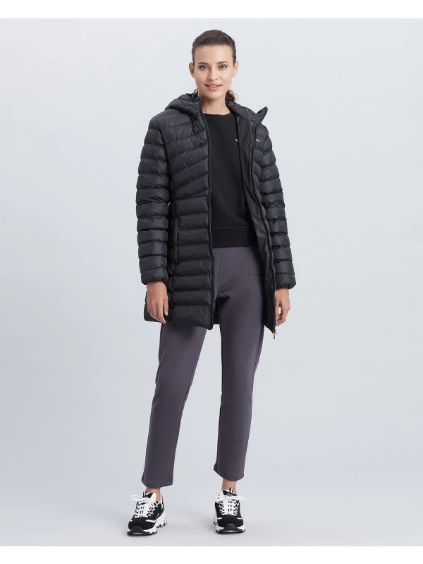 Skechers W Essential Maxi Lenght Hooded Jacket Kadın Siyah Mont - S212005-001