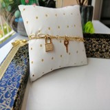 Gena Moda Anahtar Kilit Detaylı Çelik Bileklik