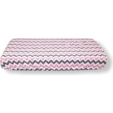 Bebek Özel Pamuklu Bebek ve Çocuk Lastikli Çarşaf Pembe Zikzaklı 60 x 160 cm