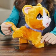 Hasbro E8931 Furreal - Yürüyen, Çiş Yapan Dostlarım