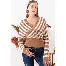 AQE FASHION Kadın Kahverengi V Yaka Çizgili Uzun Kollu Kazak