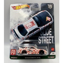 Hot Wheels Hot Wheels Slide Street Premium Nissan Silvia S14