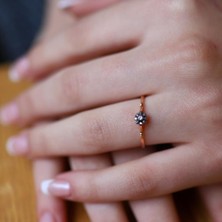 By Golden House Mini Pırlanta Gül Yüzük