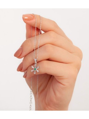 925 Gümüş Baget Taşlı Papatya 925 Ayar Gümüş Kolye