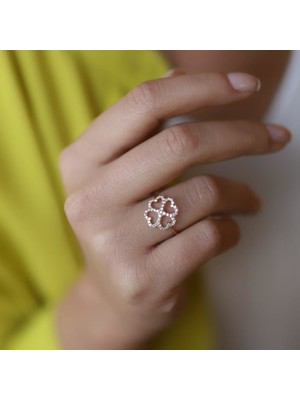 By Golden House Pırlanta Yonca Yüzük