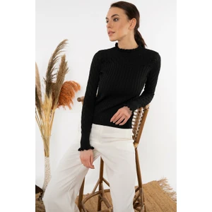 AQE FASHION Kadın Siyah Boğazı Fırfırlı Ajurlu Uzun Kollu Kazak