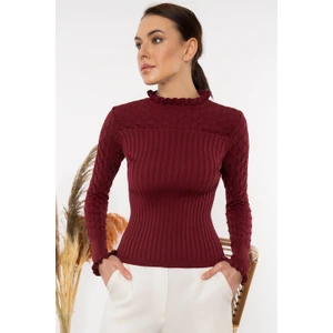 AQE FASHION Kadın Bordo Boğazı Fırfırlı Ajurlu Uzun Kollu Kazak