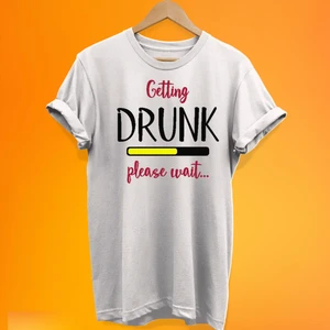 Sarhoş Oluyorum Lütfen Bekleyiniz Yazılı %100 Pamuk Oversize T-Shirt Büyük Beden Tişört