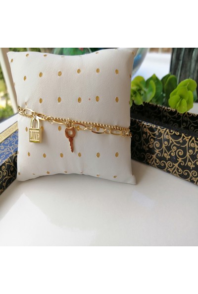 Gena Moda Anahtar Kilit Detaylı Çelik Bileklik