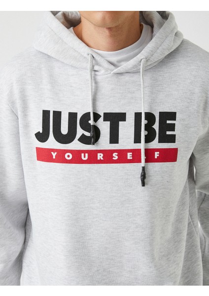 Oversize Kapşonlu Sweatshirt Baskılı indirimleri