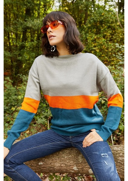 Kadın Renk Bloklu Gri Kazak fiyatları