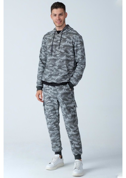 Kamuflaj Desenli Kapüşonlu Sweatshirt (E21-72100)