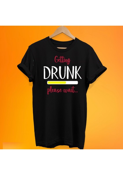 Sarhoş Oluyorum Lütfen Bekleyiniz Yazılı %100 Pamuk Oversize T-Shirt Büyük Beden Tişört