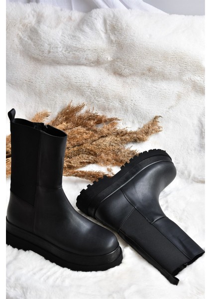 Kadın Bot Siyah Kalın Taban Suni Deri Düz Topuk 6 cm fiyatları