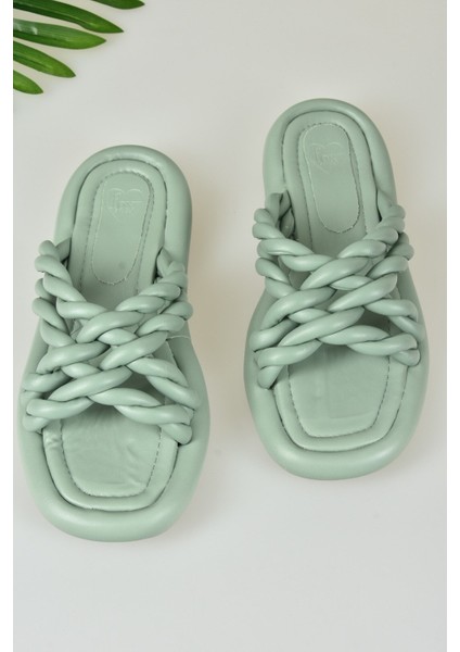 Yeşil Kadın Terlik K848220509 modelleri