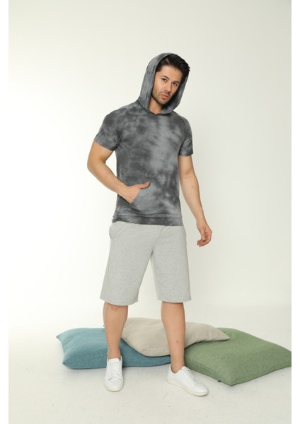 Erkek Batik Desenli Çok Renkli Kapüşonlu Şortlu Pijama Takımı
