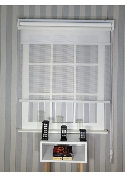 Beyaz İnce Çizgili Yeni Sezon Çiftli Mekanizma Stor Tül ve Güneşlik modelleri